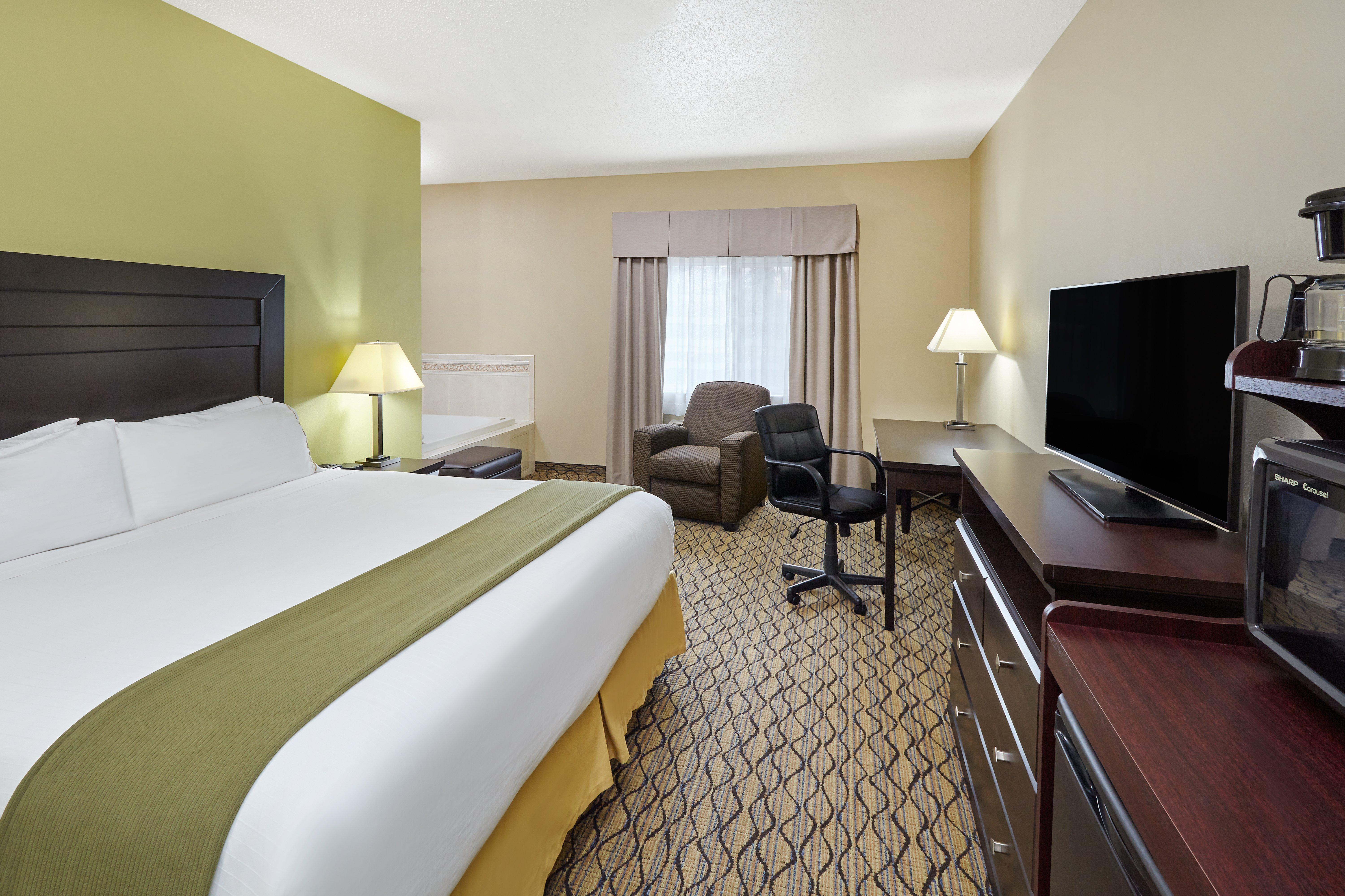 Holiday Inn Express & Suites Chicago-Libertyville By Ihg Exterior foto