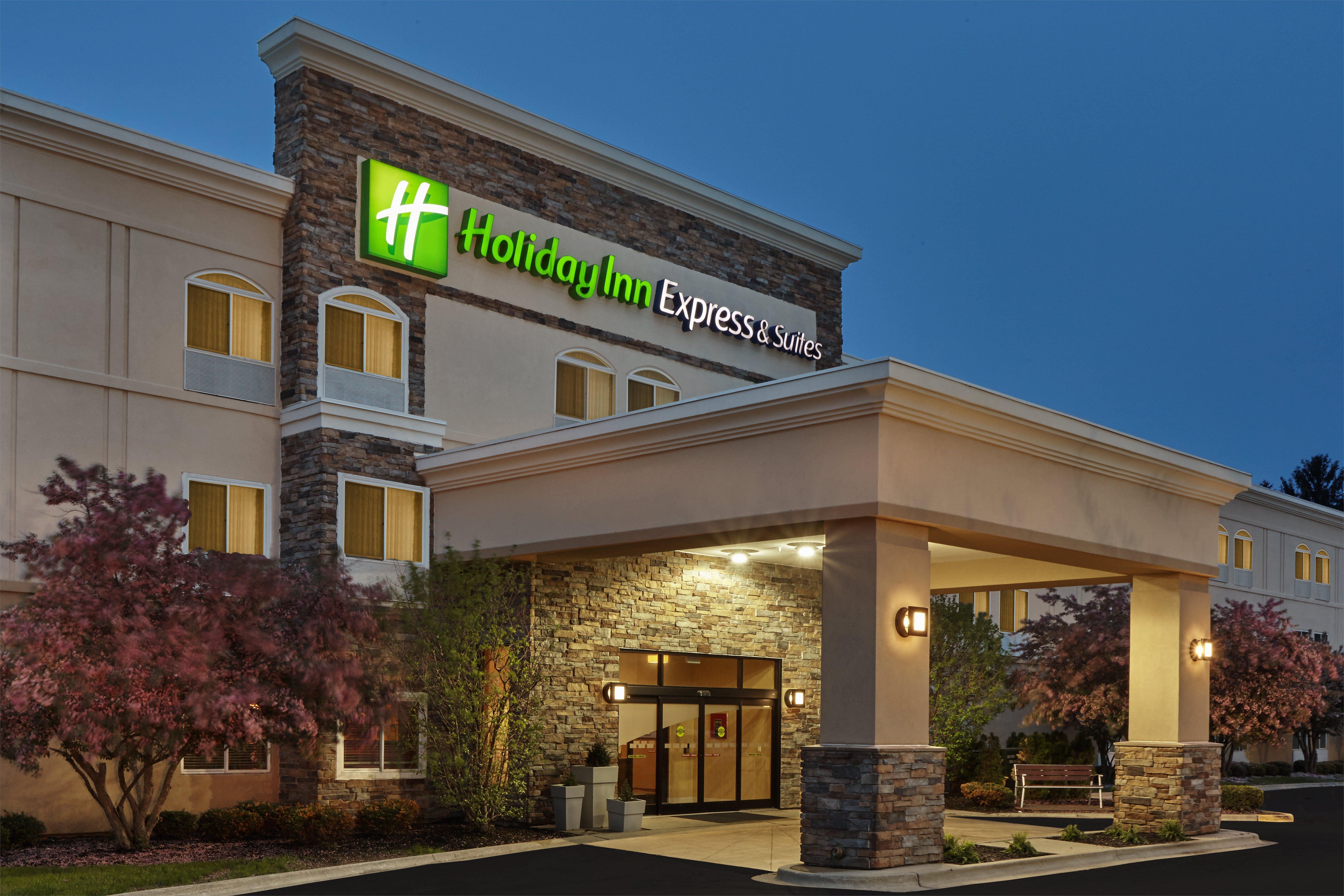 Holiday Inn Express & Suites Chicago-Libertyville By Ihg Exterior foto