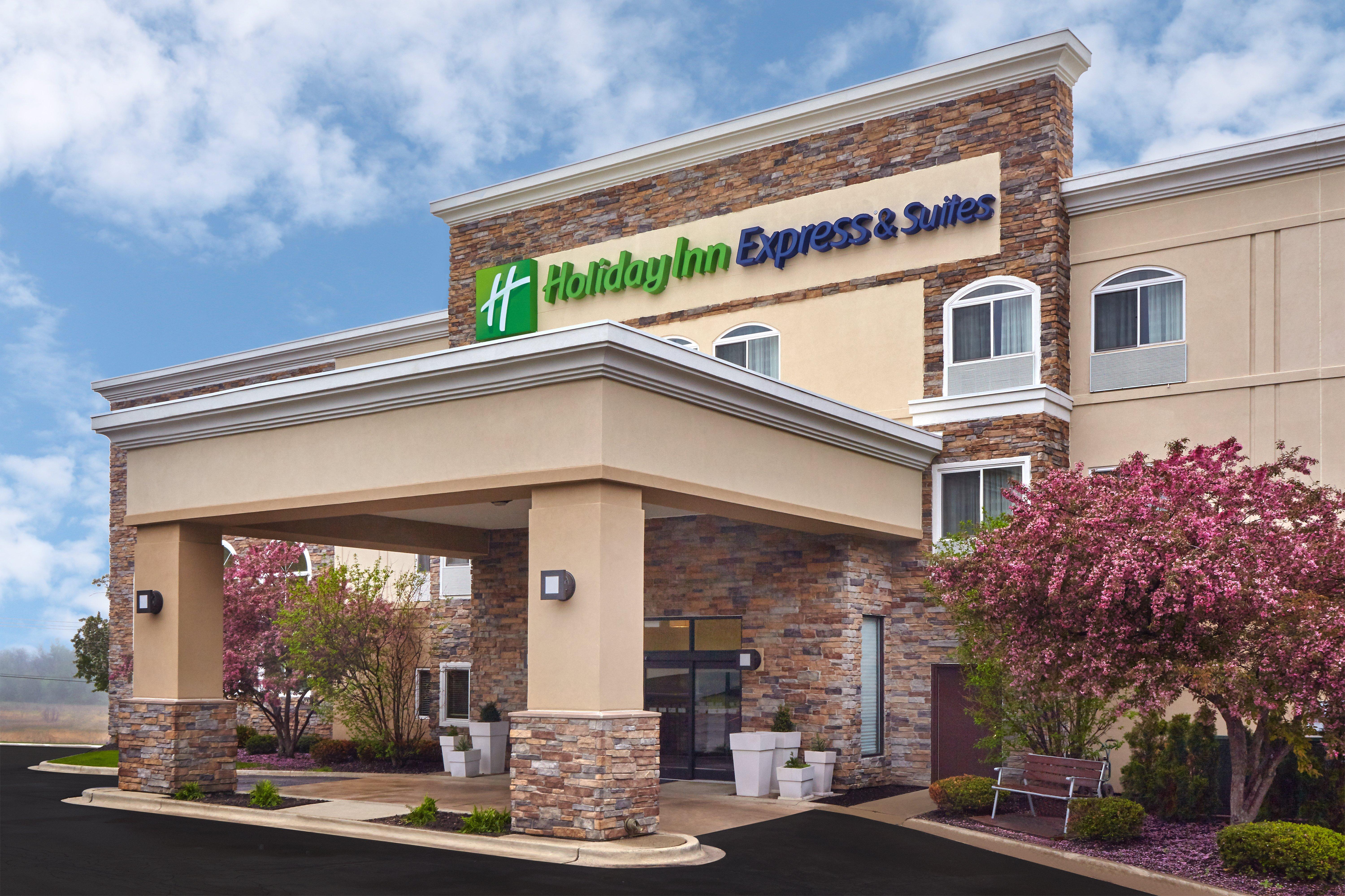 Holiday Inn Express & Suites Chicago-Libertyville By Ihg Exterior foto